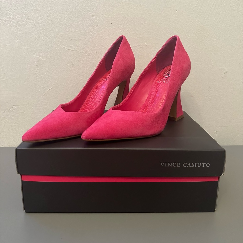 Vince Camuto Akenta Pump Pink Suede Size 6.5
